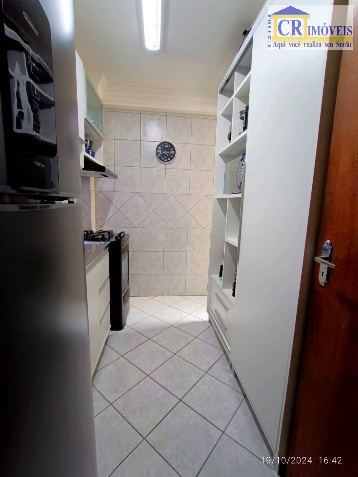 Apartamento à venda com 2 quartos, 51m² - Foto 37