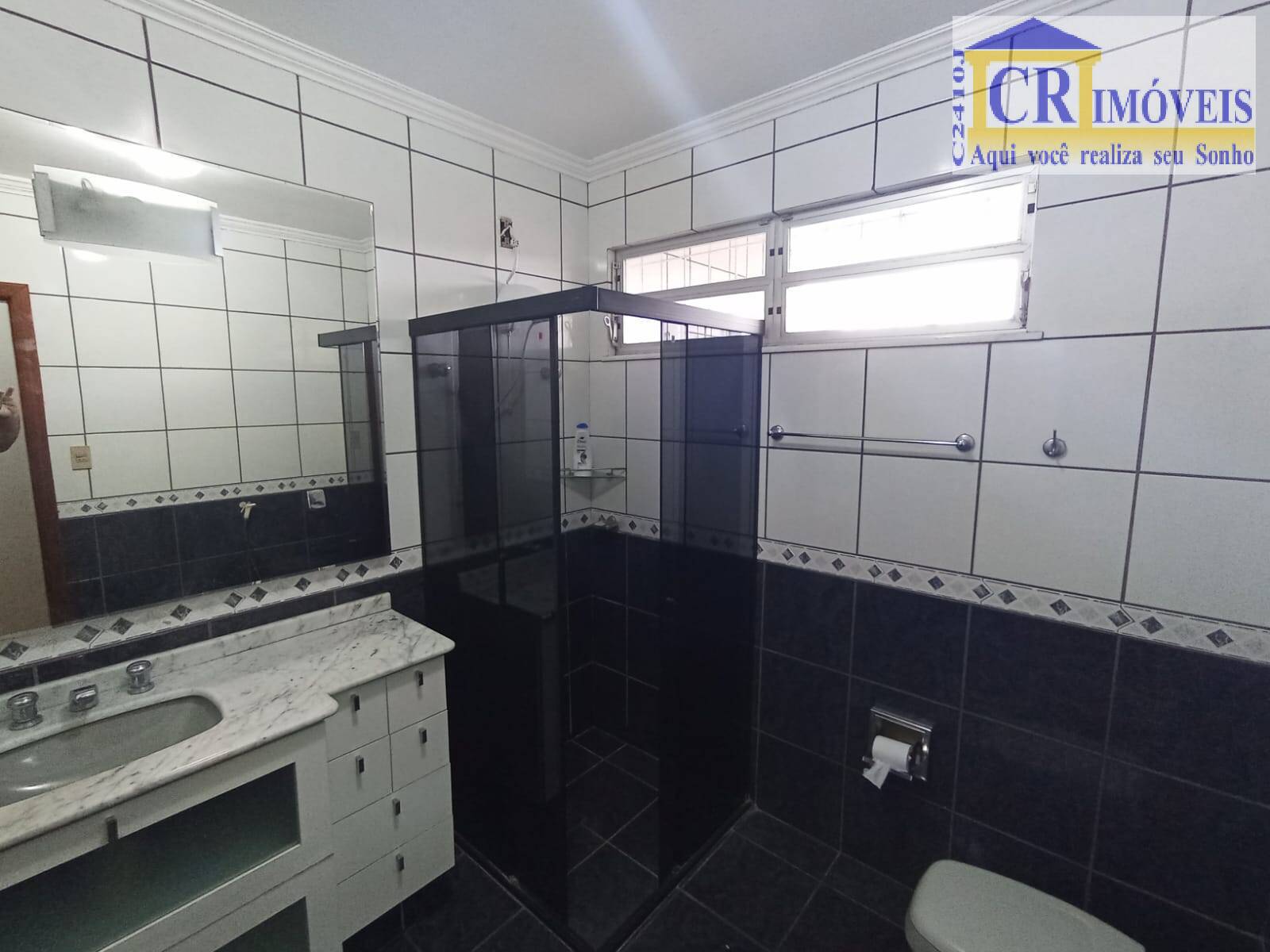 Apartamento para alugar com 3 quartos, 98m² - Foto 17